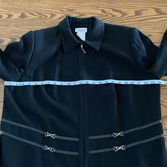 Modest ConradC Woman dressy long sleeve black jacket - Picture 9 of 10